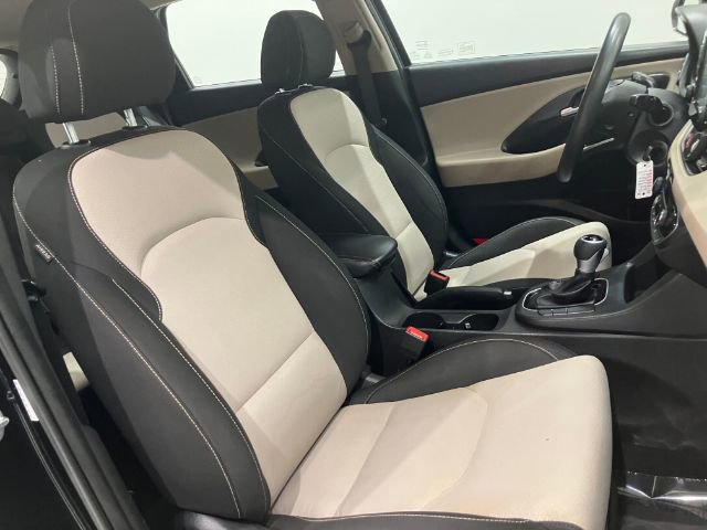 Used 2018 Hyundai Elantra GT FWD image 37