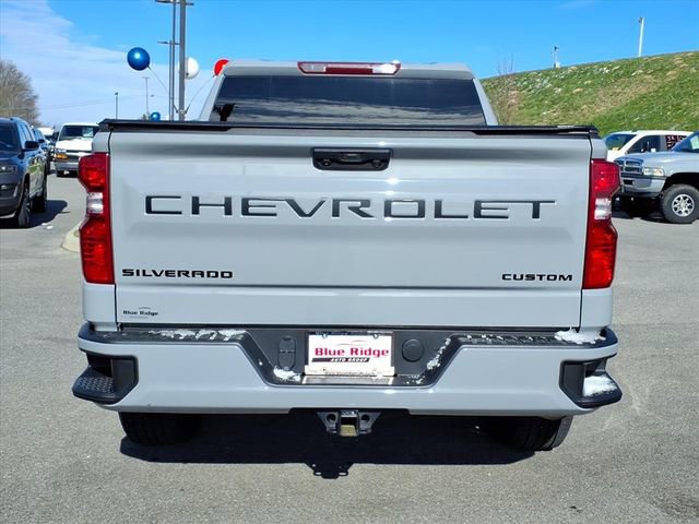Used 2024 Chevrolet Silverado 1500 Custom w/ LPO, Dark Essentials Package image 5