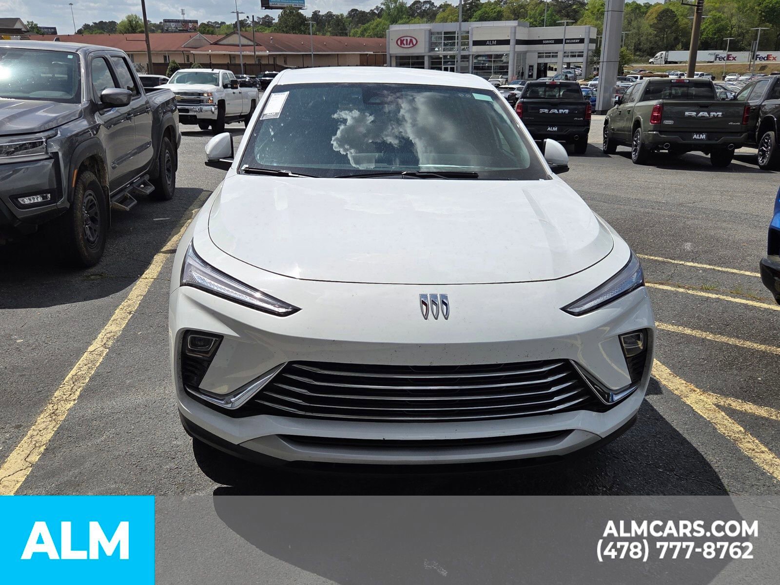 Used 2025 Buick Envista Preferred image 22