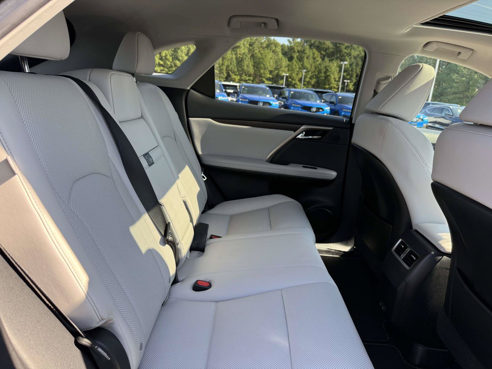 Used 2022 Lexus RX 450h AWD w/ Premium Package image 15