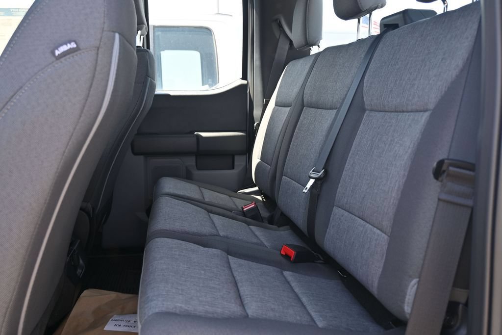 New 2026 Ford F550 4x4 Supercab Super Duty image 11