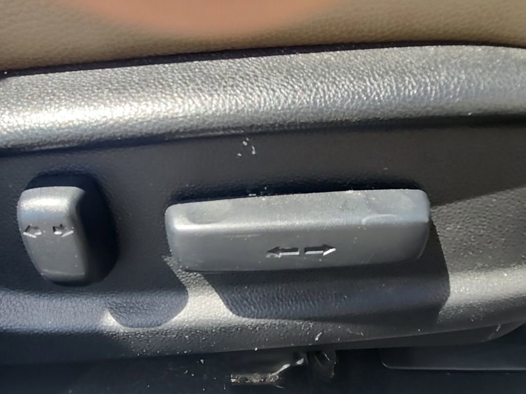 Used 2017 Honda Accord EX-L image 31