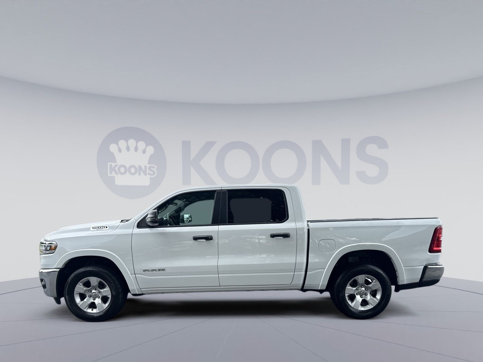 Used 2025 RAM 1500 Big Horn AWD/4WD image 2
