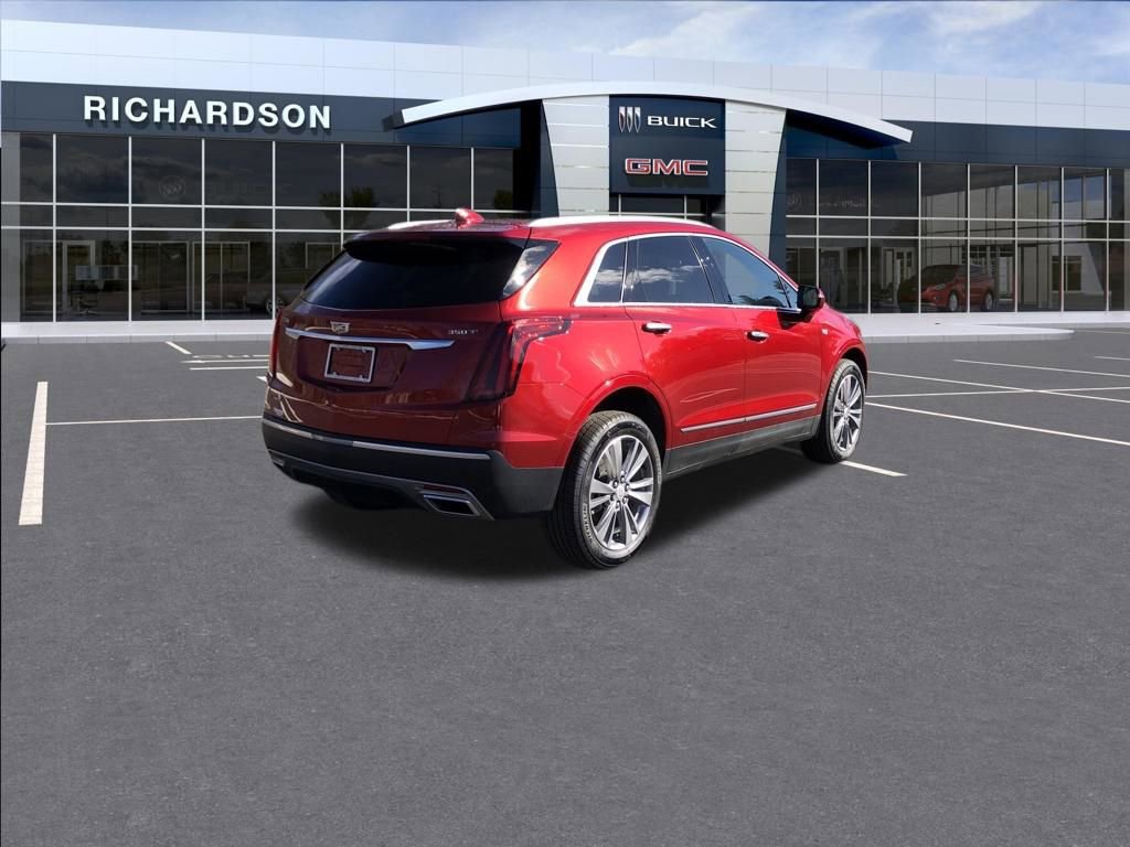 Used 2025 Cadillac XT5 Premium Luxury w/ LPO, Floor Liner Package image 5