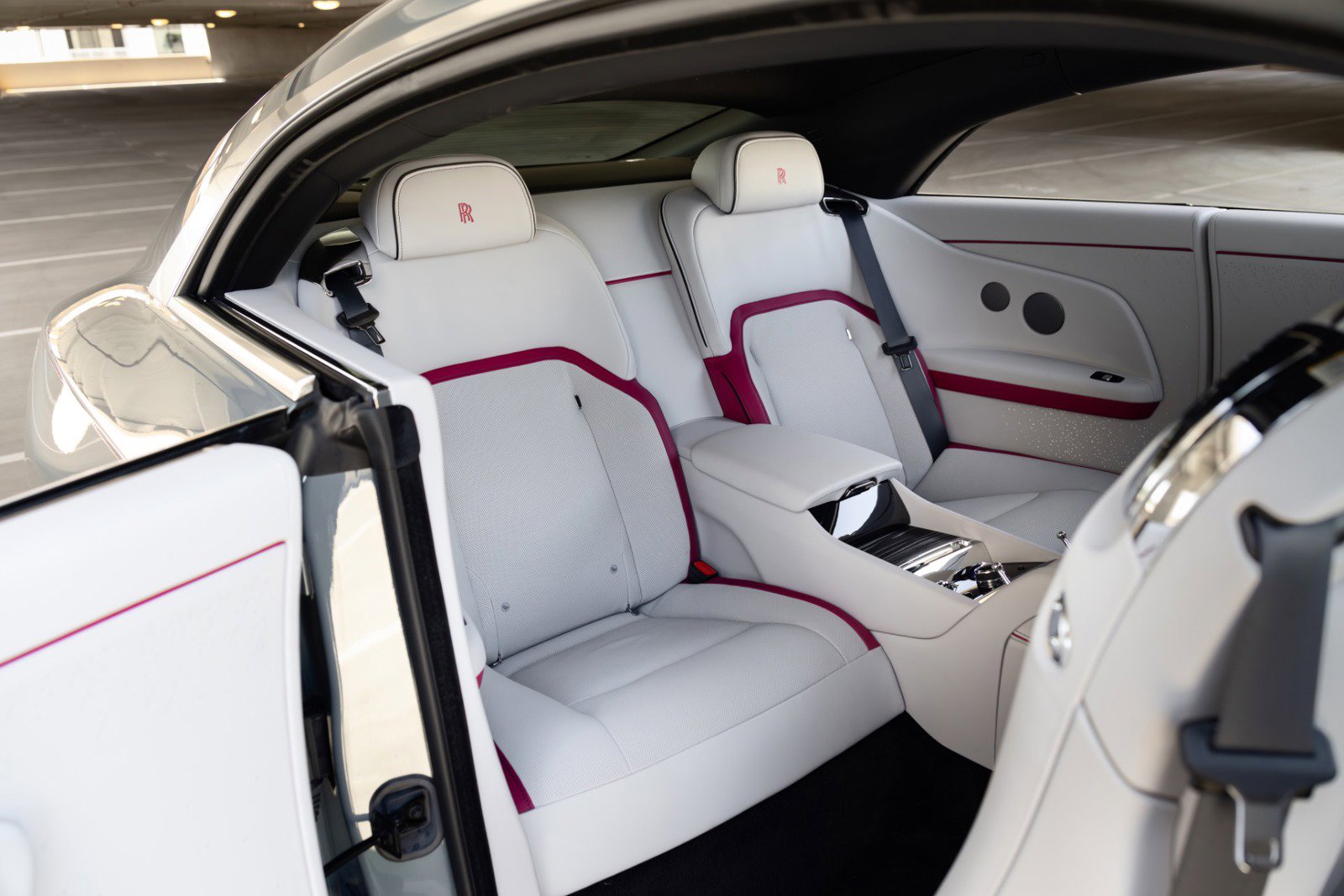 Used 2024 Rolls-Royce Spectre w/ Spectre Launch Package AWD/4WD image 50