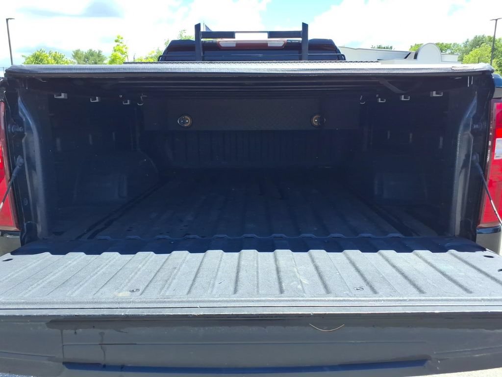 Certified 2019 Chevrolet Silverado 1500 RST w/ All-Star Edition AWD/4WD image 10