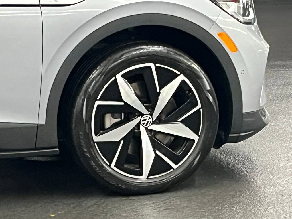 Used 2023 Volkswagen ID.4 S image 40