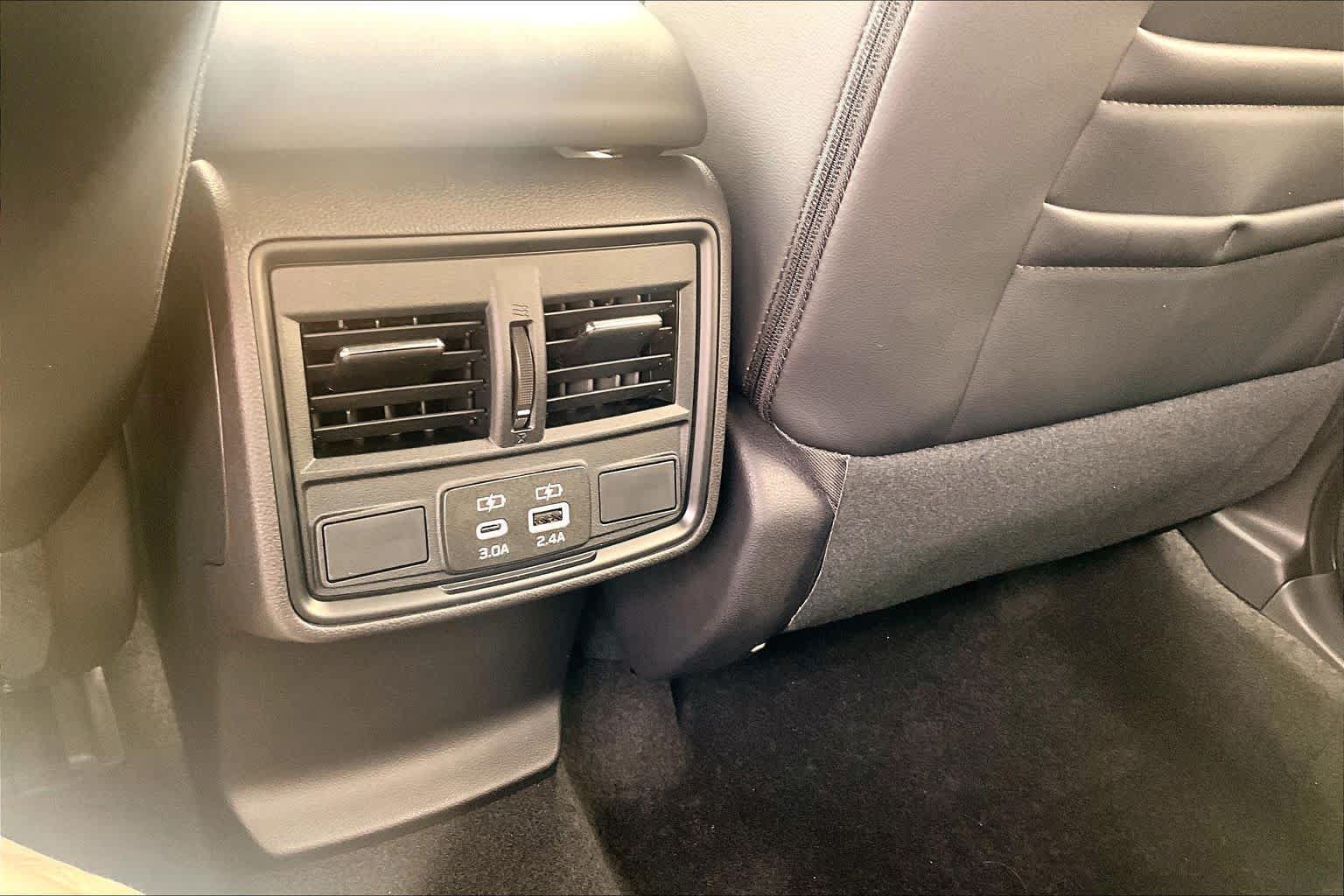 New 2026 Subaru Forester Premium AWD/4WD image 18