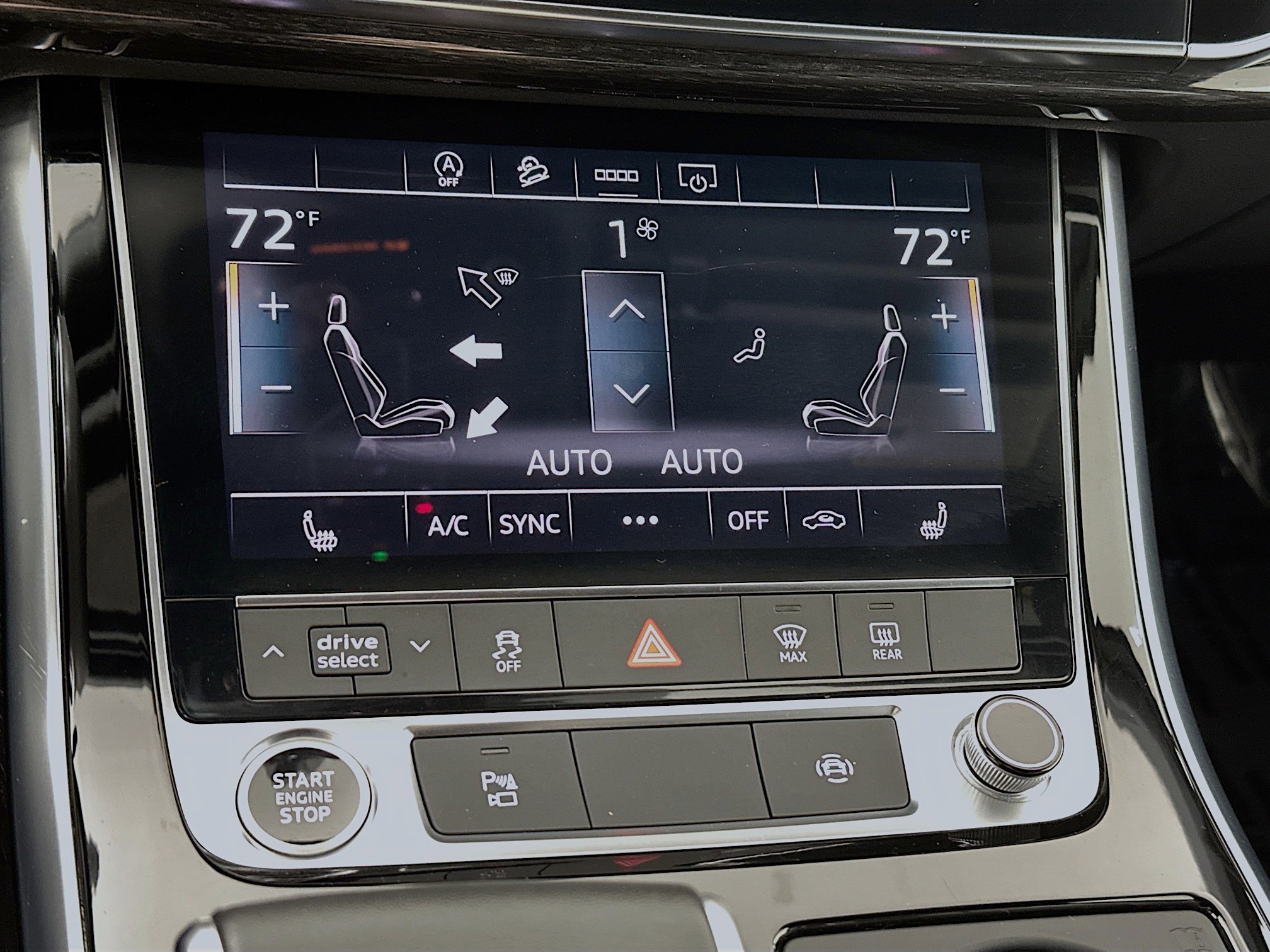 Used 2025 Audi Q7 3.0T Premium Plus image 16