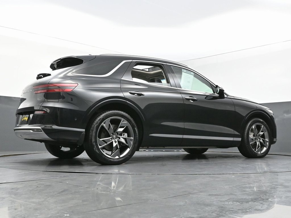 Used 2024 Genesis Electrified GV70 Advanced image 54