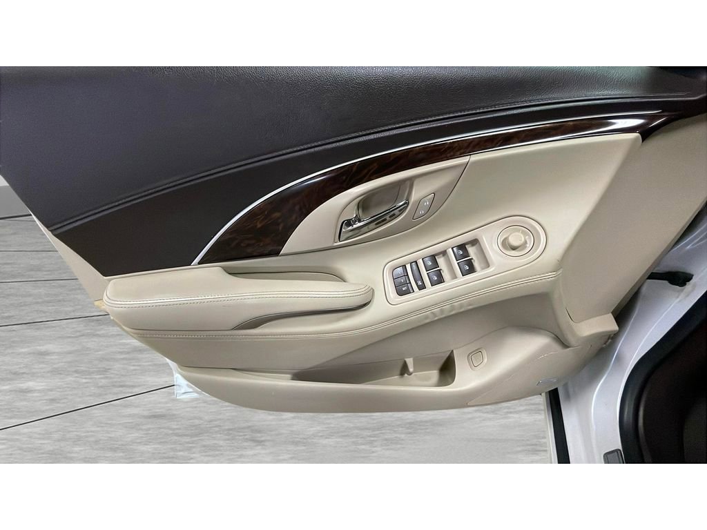 Used 2016 Buick LaCrosse Leather w/ Experience Buick Package image 8