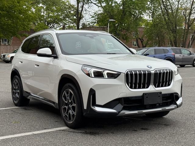 Certified 2026 BMW X1 xDrive28i w/ Convenience Package AWD/4WD image 3