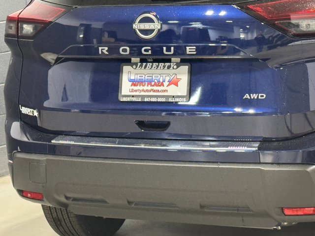 New 2026 Nissan Rogue SV AWD/4WD image 18
