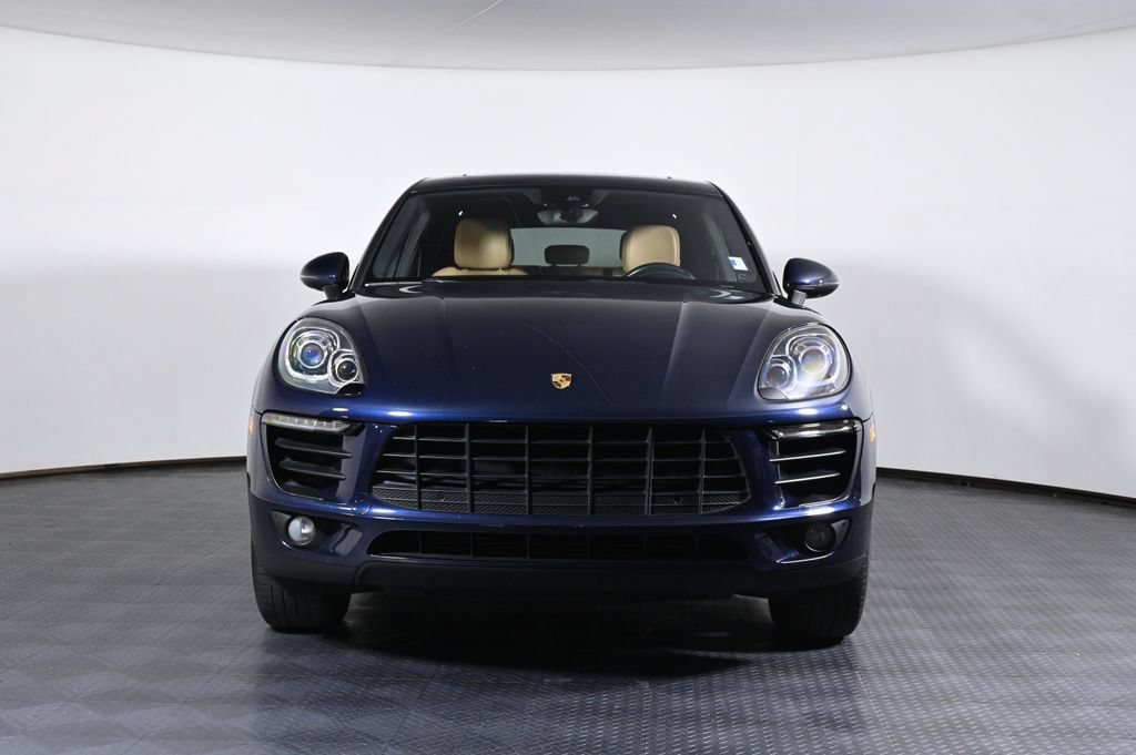 Certified 2018 Porsche Macan AWD/4WD image 10