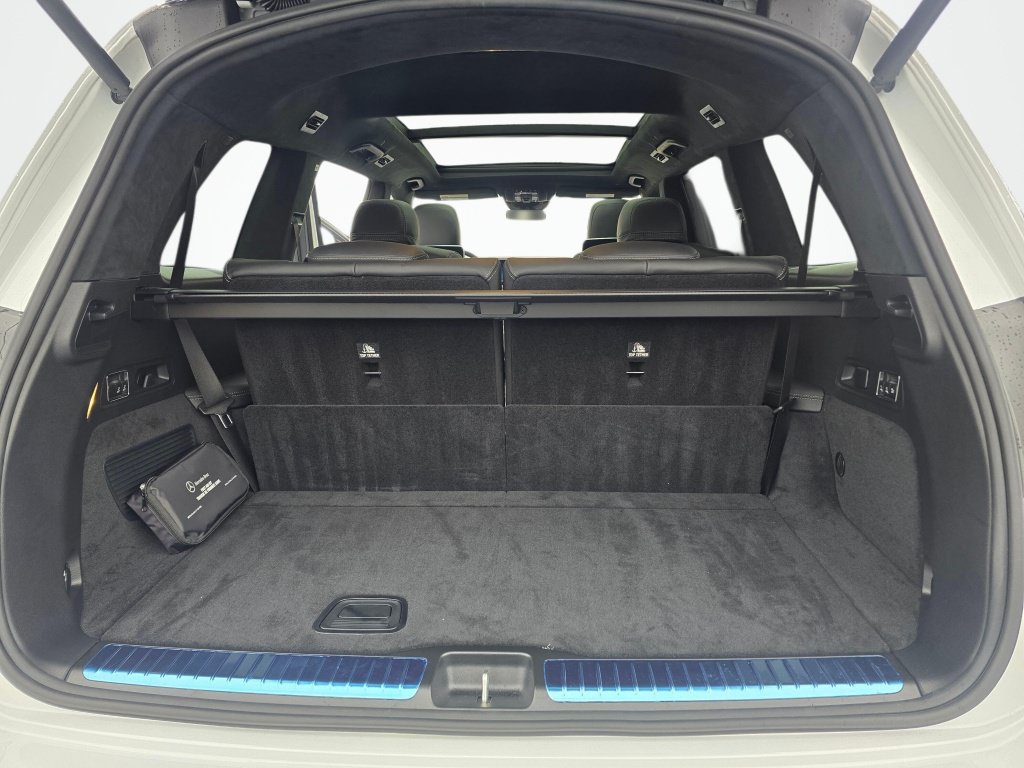 New 2026 Mercedes-Benz GLS 63 AMG 4MATIC image 11
