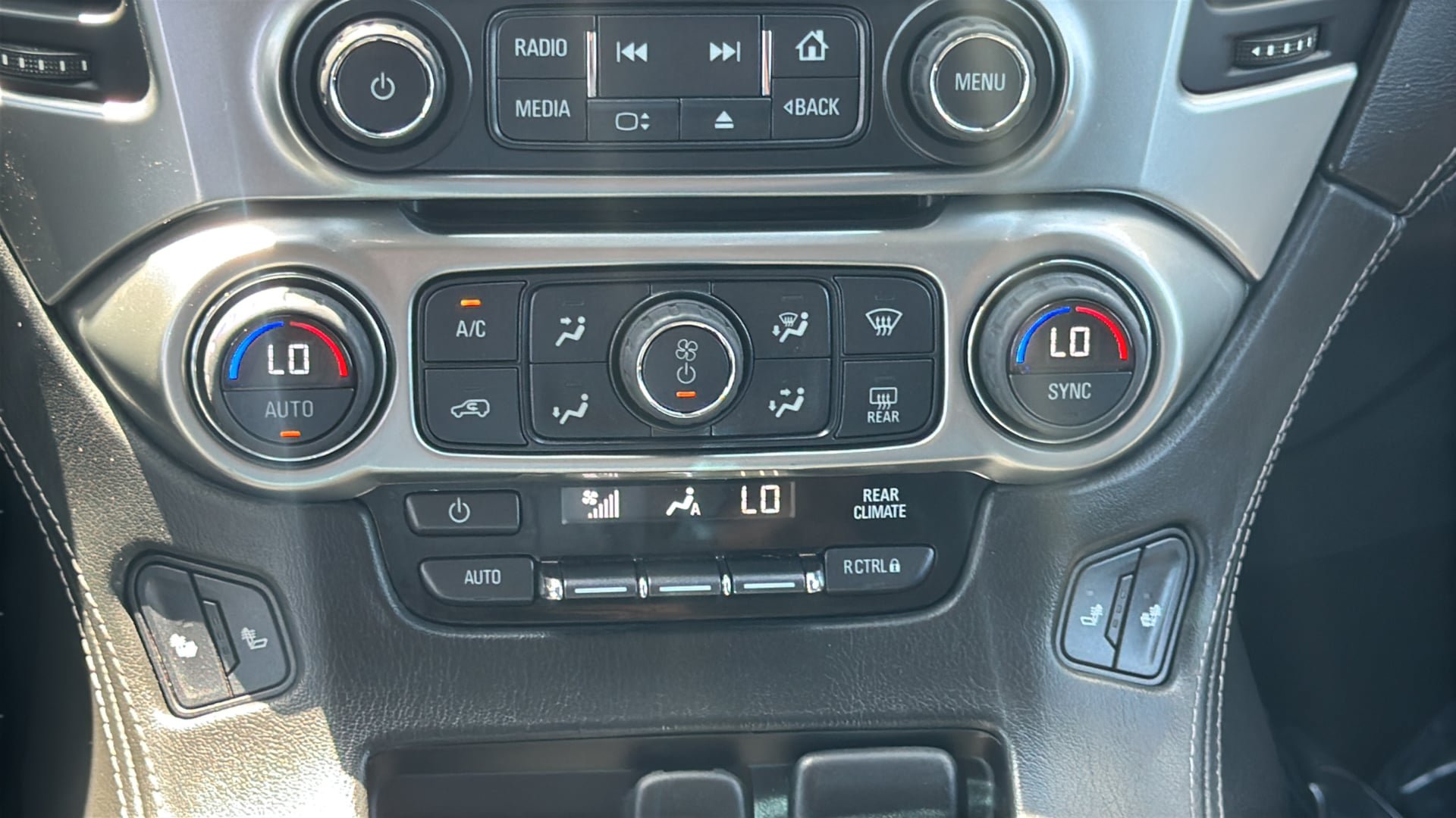 Used 2016 Chevrolet Tahoe LT RWD image 28