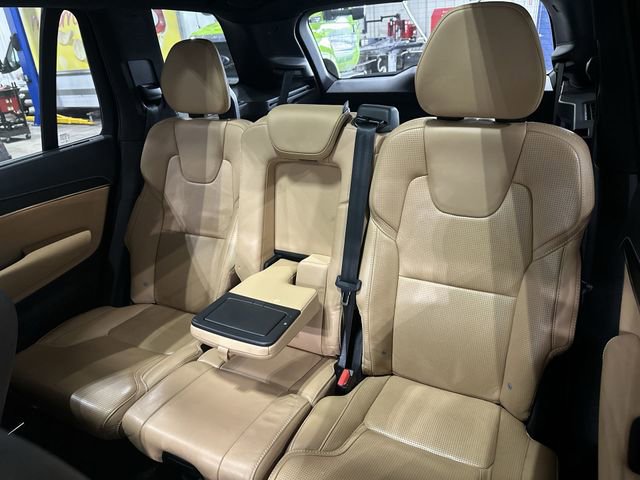 Used 2021 Volvo XC90 T8 Inscription w/ Protection Package Premier AWD/4WD image 29