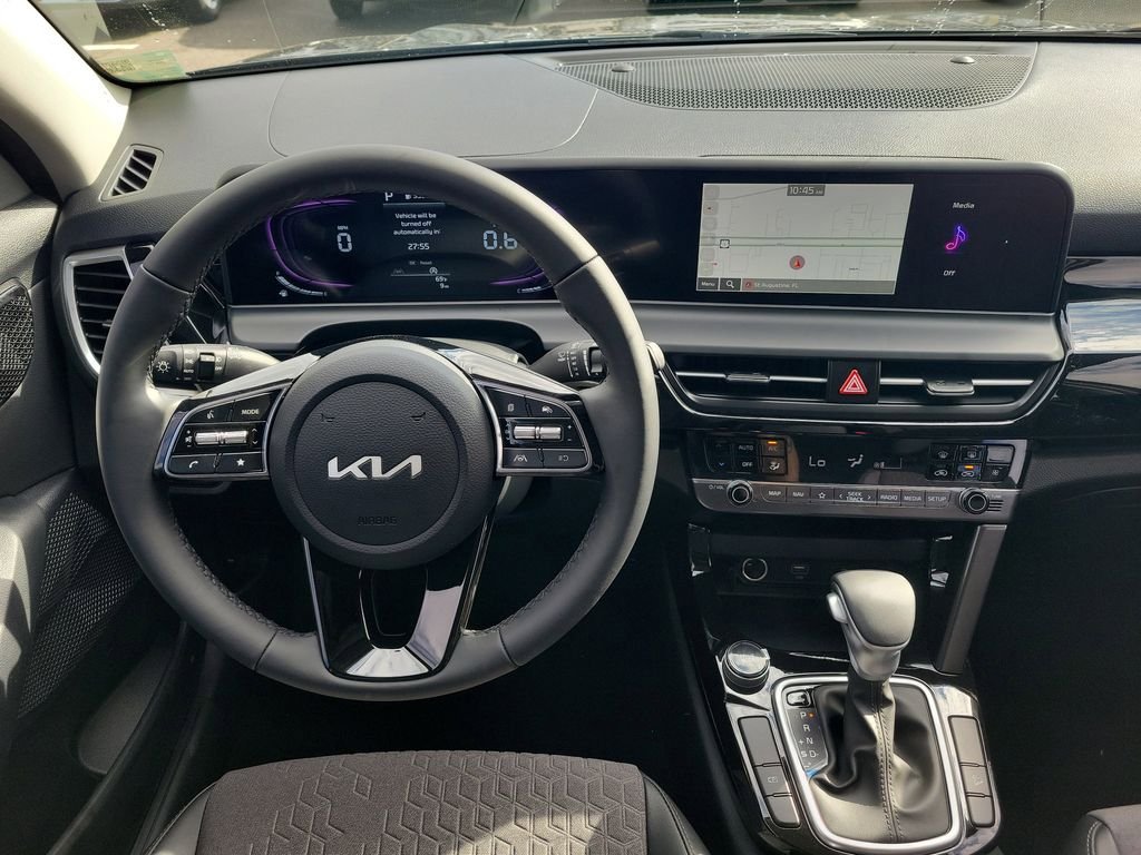 New 2026 Kia Seltos S FWD image 18