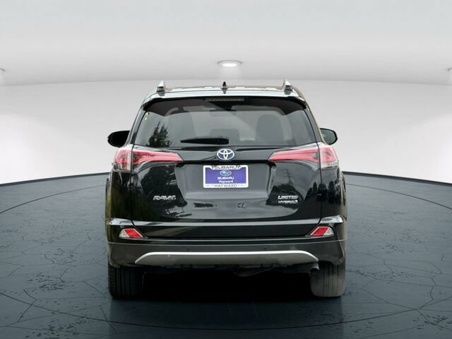 Used 2018 Toyota RAV4 Limited AWD/4WD image 5