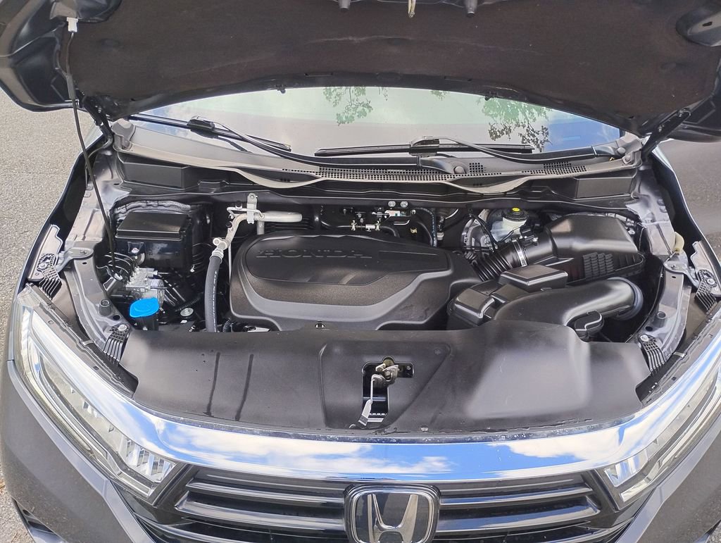 Used 2023 Honda Odyssey EX image 16