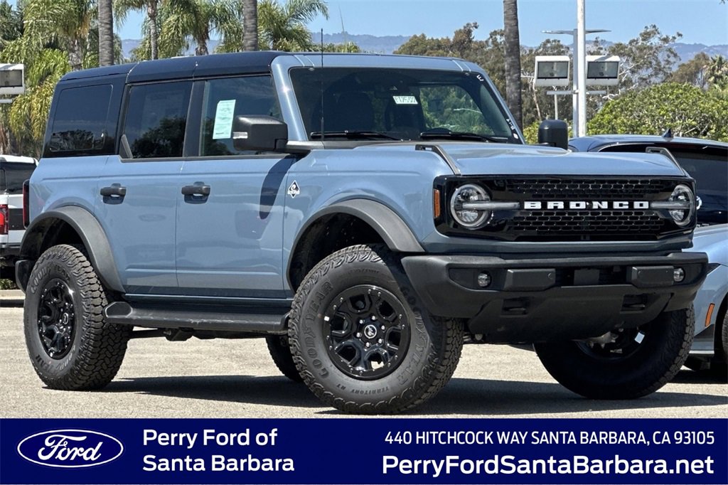 New 2025 Ford Bronco Outer Banks w/ Sasquatch Package image 1