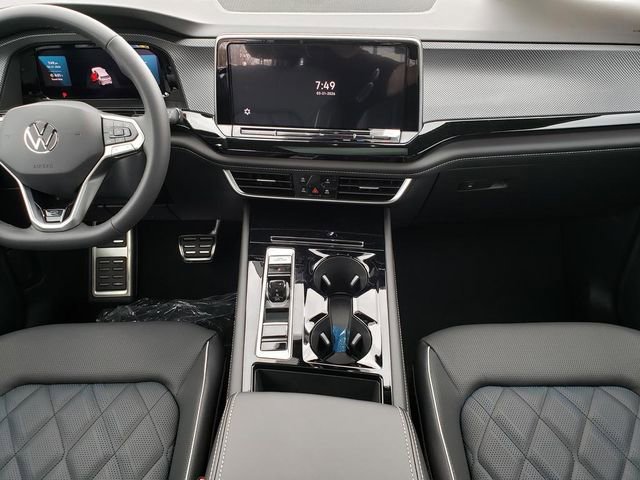 New 2026 Volkswagen Atlas Cross Sport SEL Premium R-Line AWD/4WD image 9