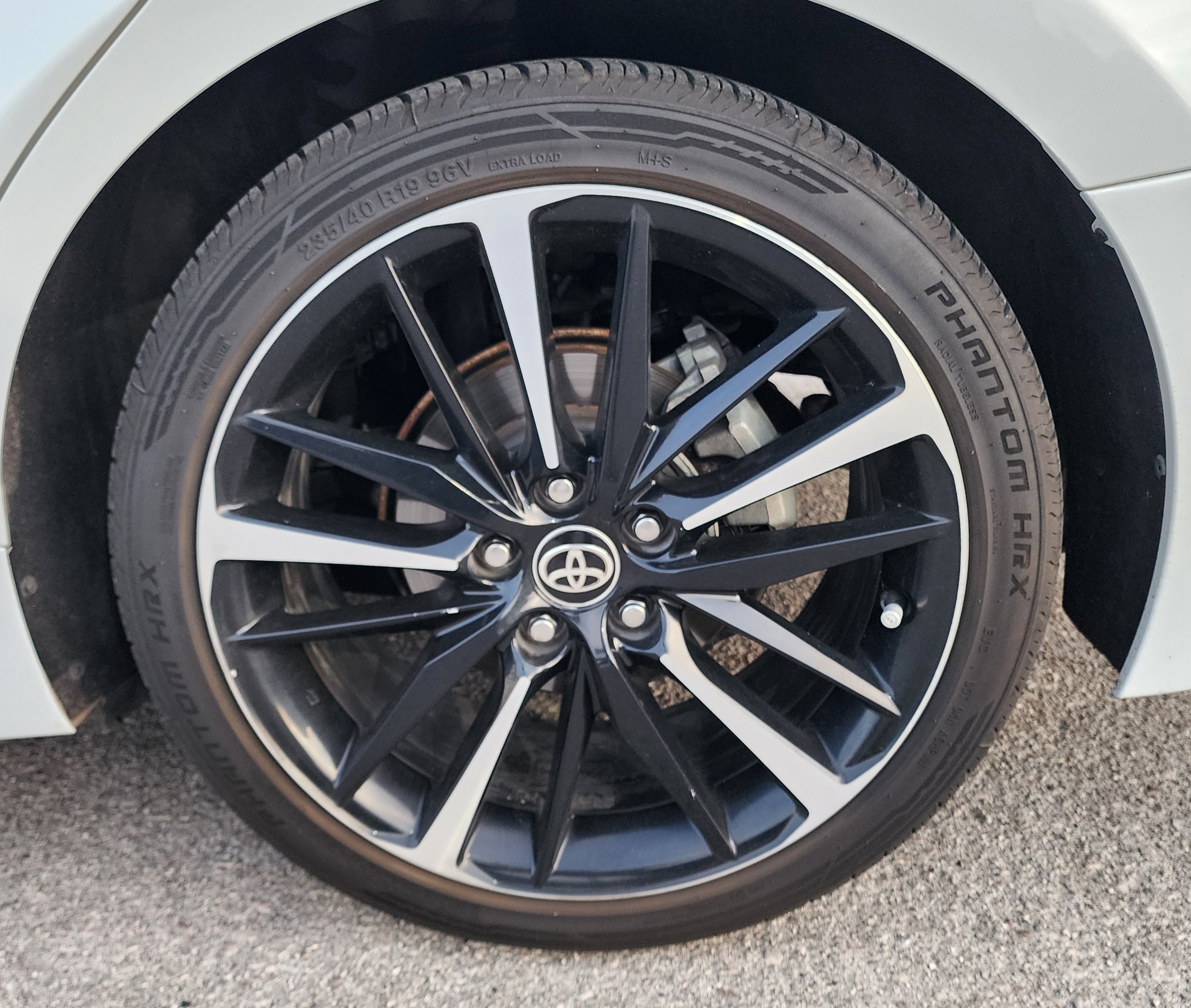 Used 2020 Toyota Camry XSE w/ Driver Assist Package FWD image 17