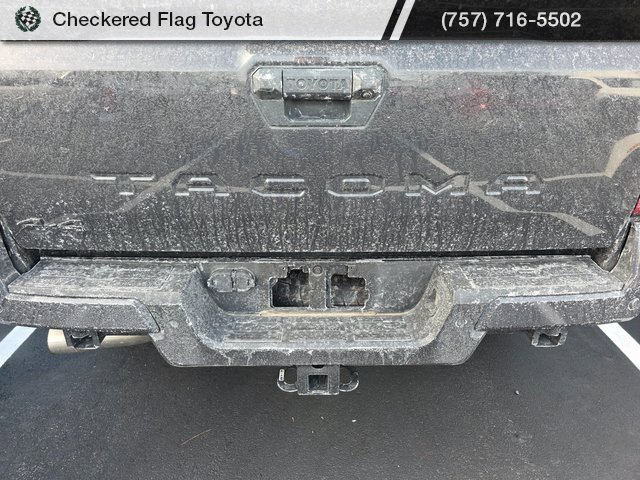 Used 2024 Toyota Tacoma TRD Sport image 8