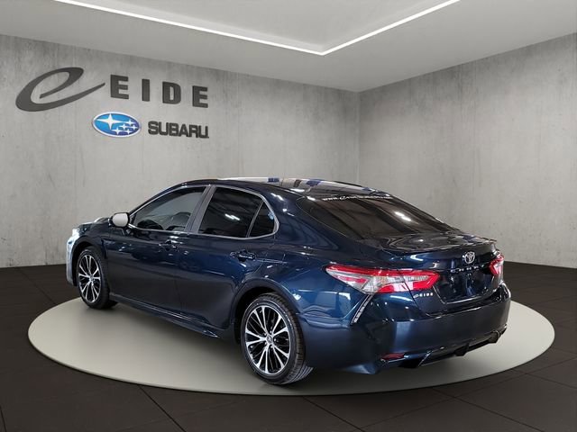 Used 2018 Toyota Camry SE FWD image 3