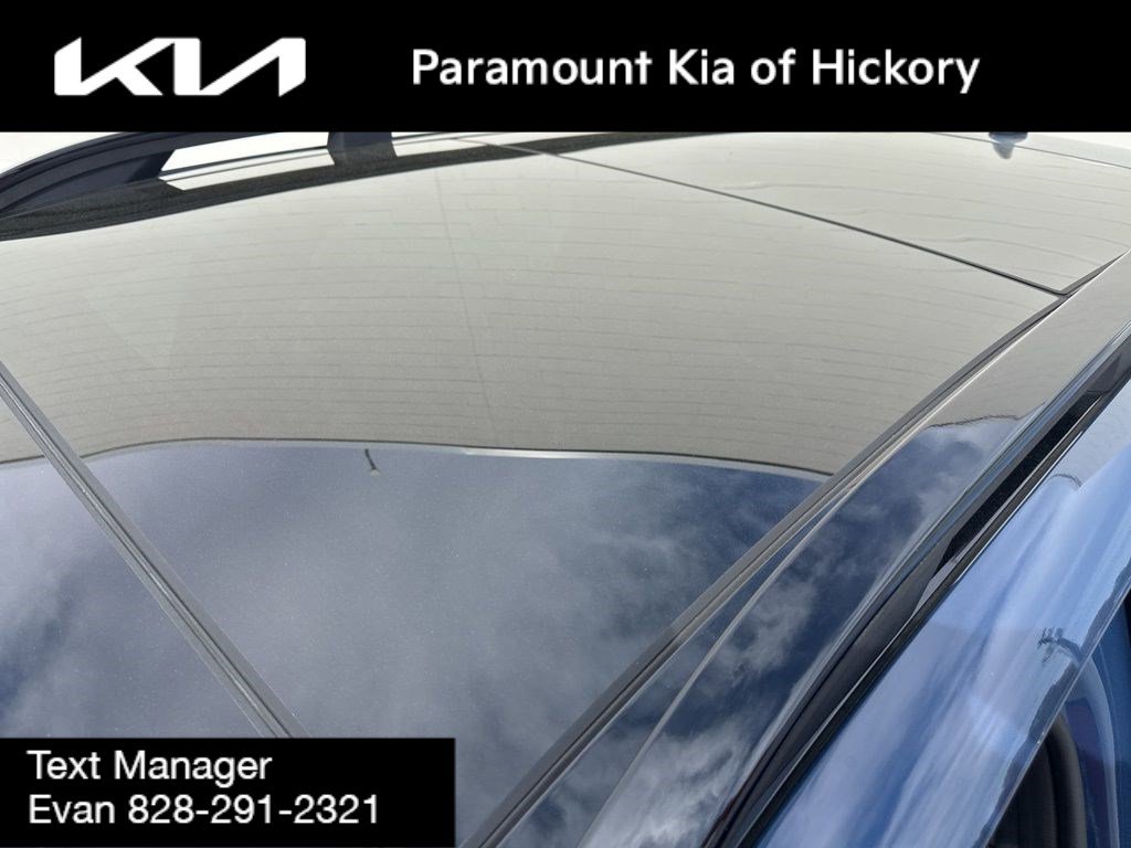 Used 2025 Kia Sorento SX Prestige image 36