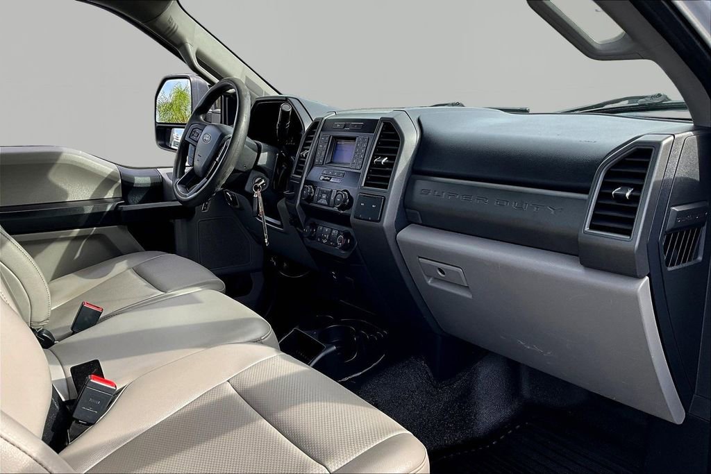 Used 2020 Ford F350 XL w/ Power Equipment Group RWD image 20