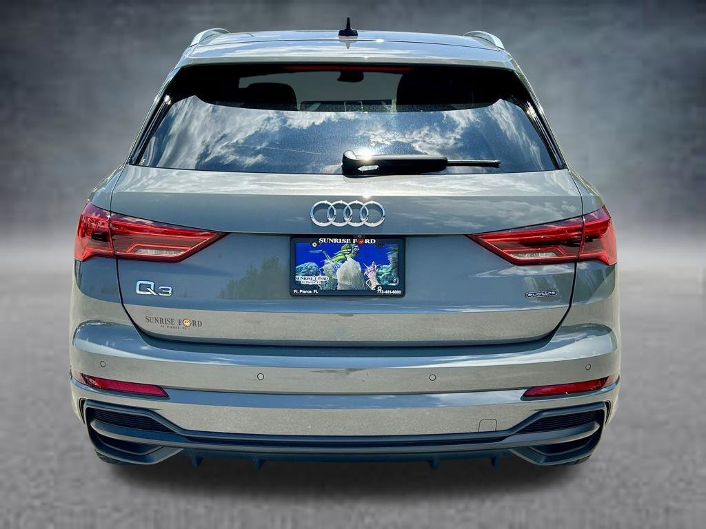 Used 2020 Audi Q3 2.0T Premium w/ Convenience Package AWD/4WD image 7