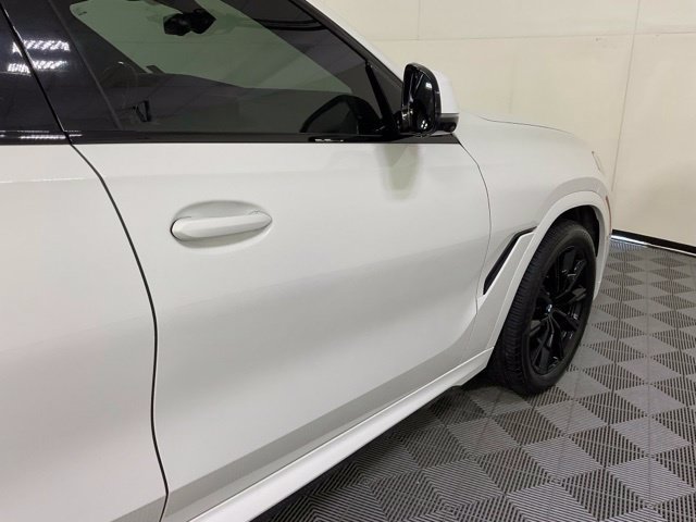 Certified 2023 BMW X6 xDrive40i w/ M Sport Package AWD/4WD image 7
