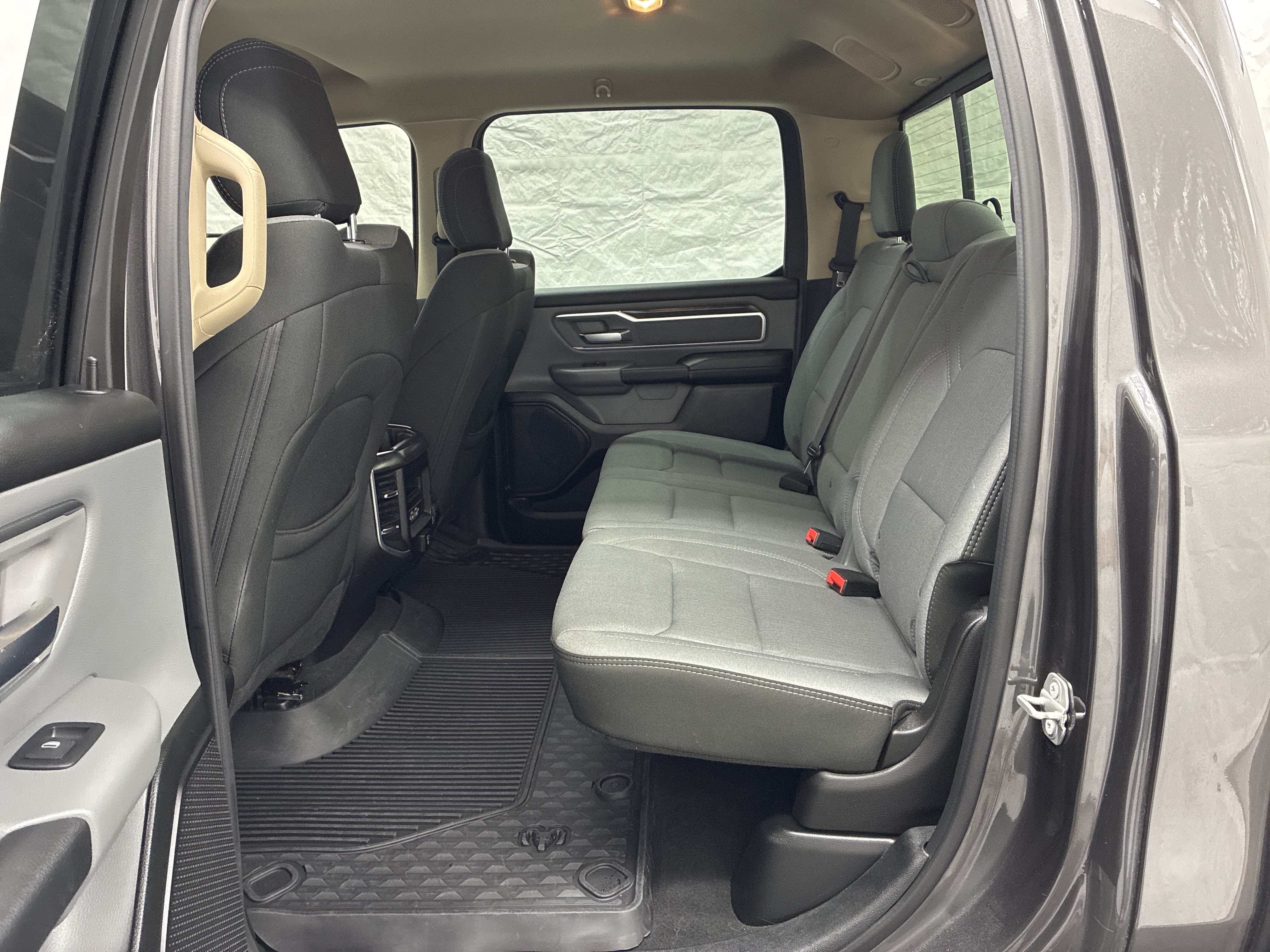 Used 2019 RAM 1500 Big Horn AWD/4WD image 11