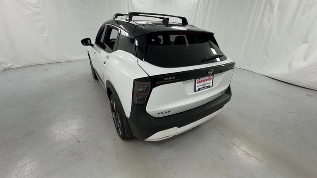 New 2026 Nissan Kicks SR w/ Cold Weather Package AWD/4WD image 5