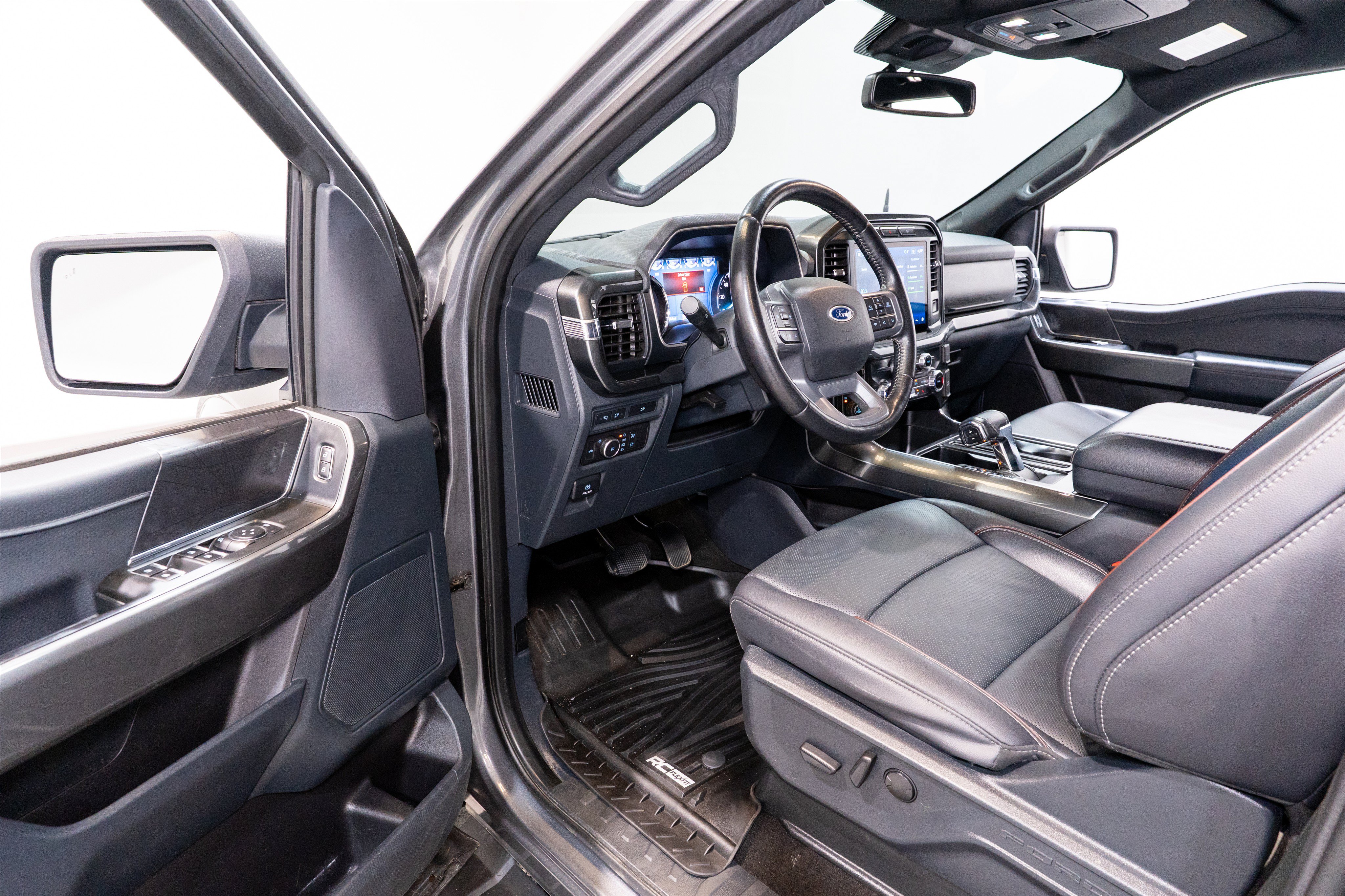 Used 2022 Ford F150 XLT w/ Equipment Group 302A High AWD/4WD image 13