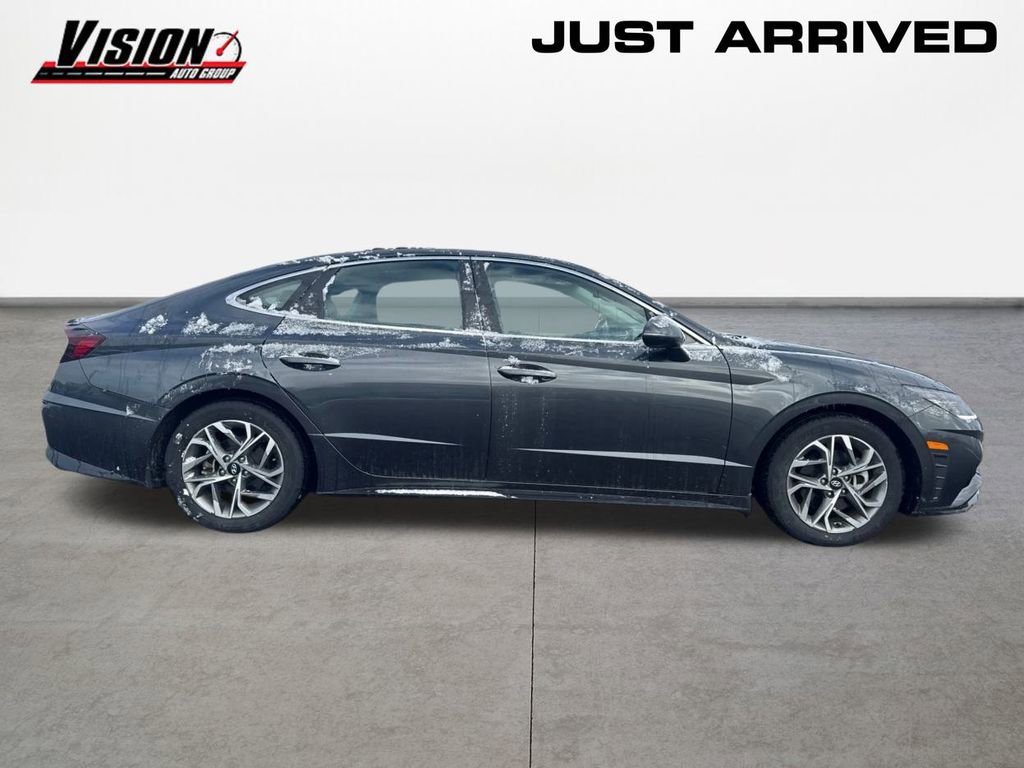 Certified 2023 Hyundai Sonata SEL w/ Convenience Package image 4