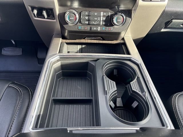 Used 2021 Ford F350 Lariat image 25