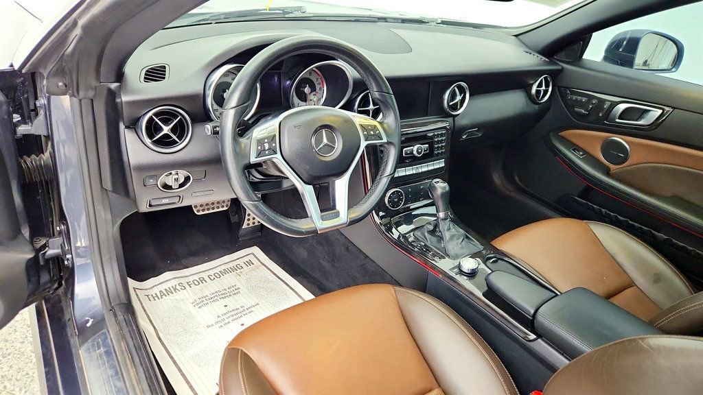 Used 2015 Mercedes-Benz SLK 250 image 12