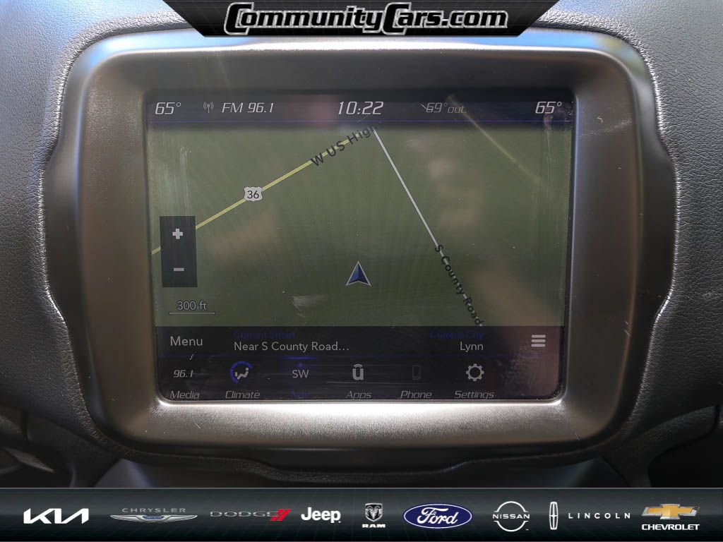 Used 2023 Jeep Renegade Latitude image 17