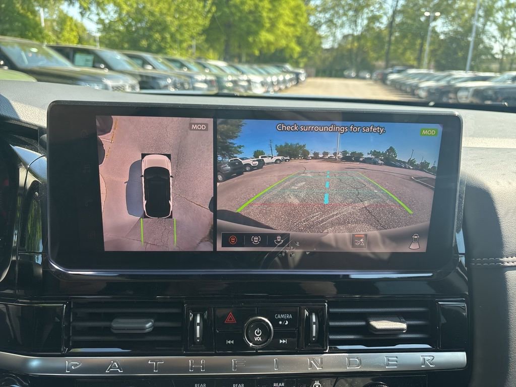 New 2026 Nissan Pathfinder Platinum image 12