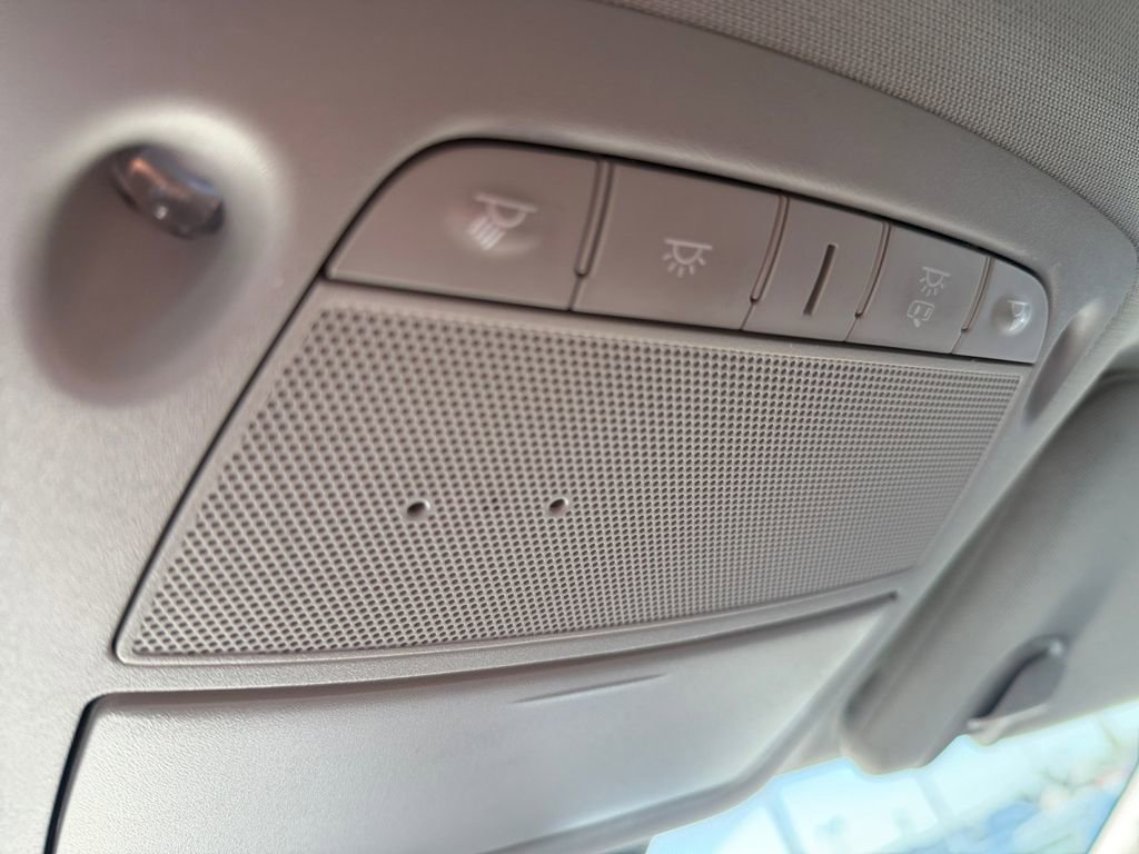 Used 2023 Nissan Murano SV image 21