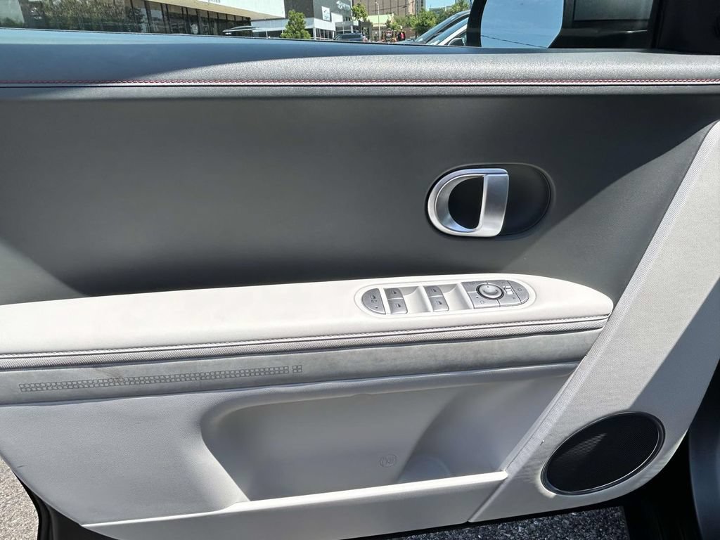 Used 2023 Hyundai Ioniq 5 SEL w/ Cargo Package AWD/4WD image 12