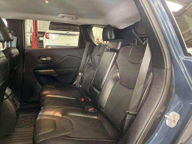 Certified 2021 Jeep Cherokee Latitude Lux AWD/4WD image 22