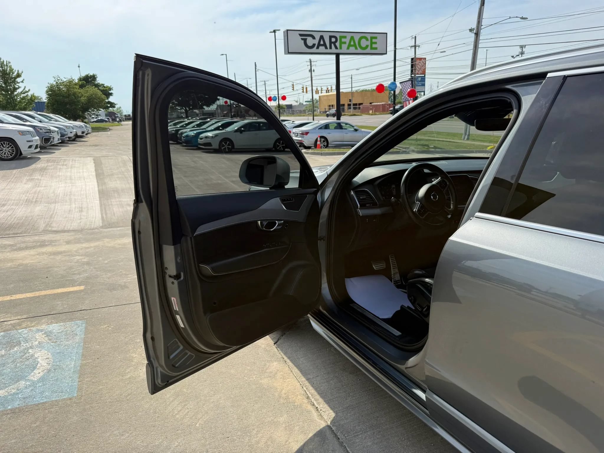 Used 2016 Volvo XC90 T6 R-Design AWD/4WD image 17