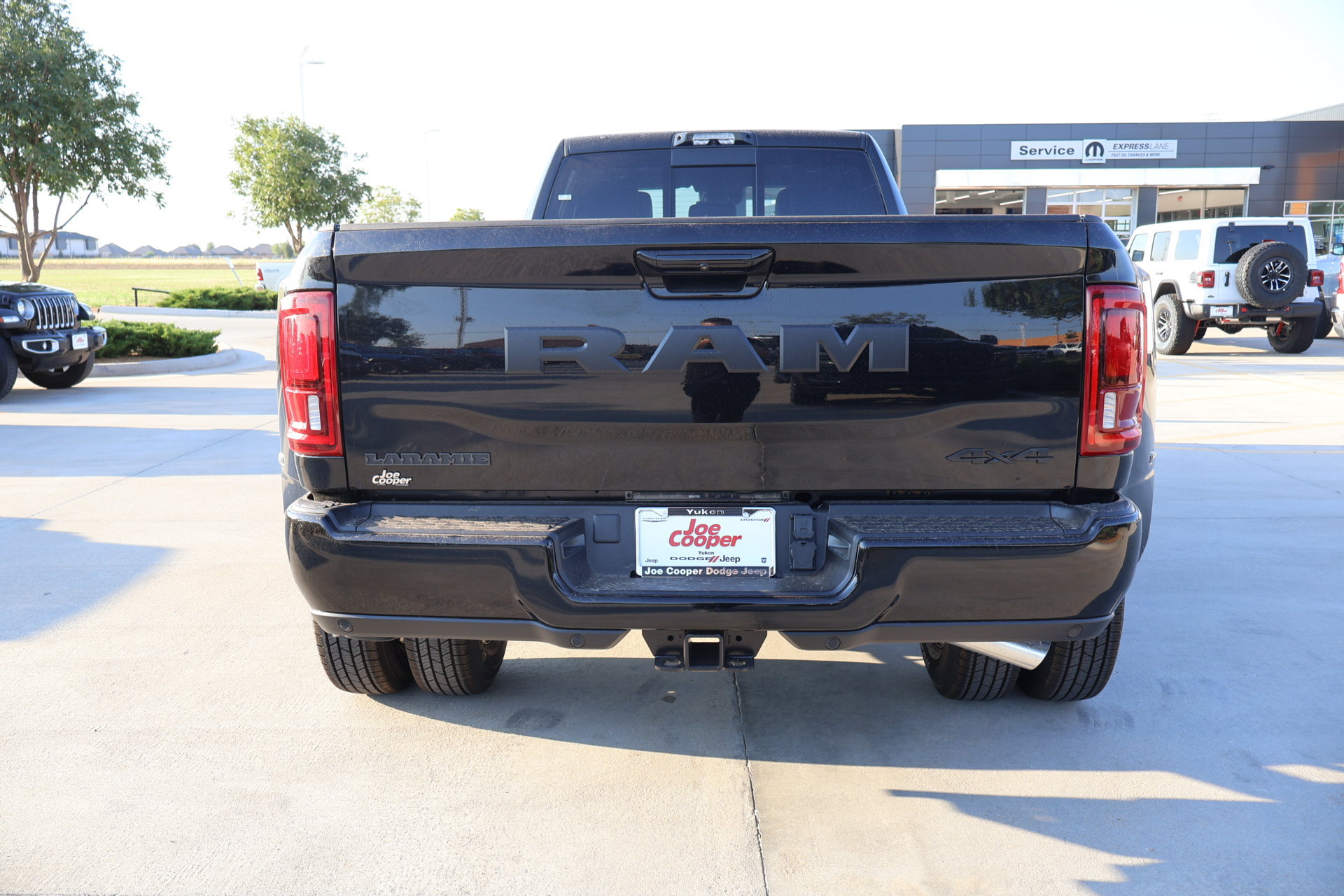 New 2027 RAM 3500 Laramie AWD/4WD image 23