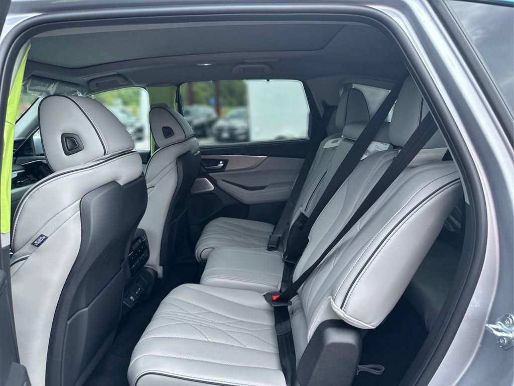 New 2026 Acura MDX w/ Advance Package AWD/4WD image 12