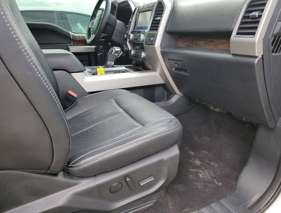 Used 2019 Ford F150 Lariat w/ Equipment Group 502A Luxury image 5