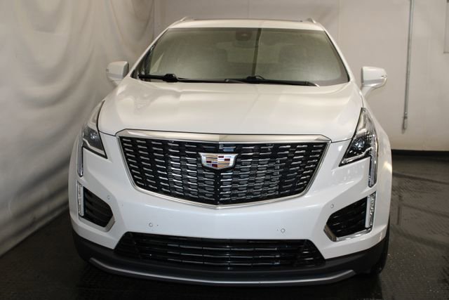 Certified 2023 Cadillac XT5 Premium Luxury AWD/4WD image 3