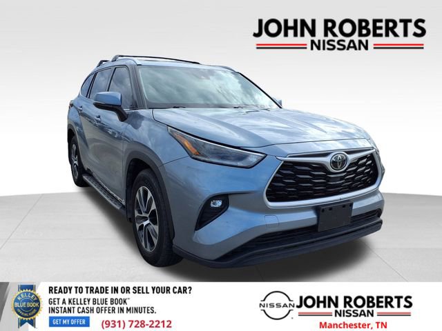 Used 2021 Toyota Highlander XLE